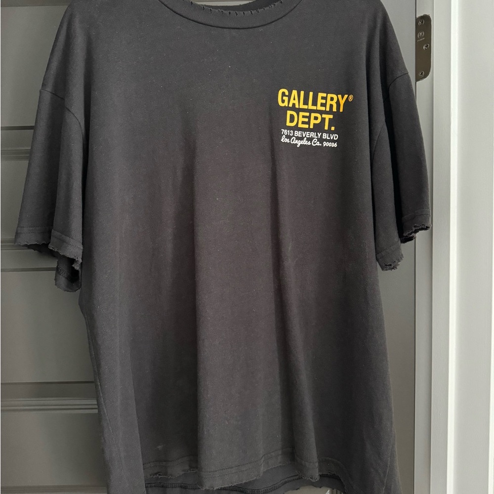 Gallery dept t shirt